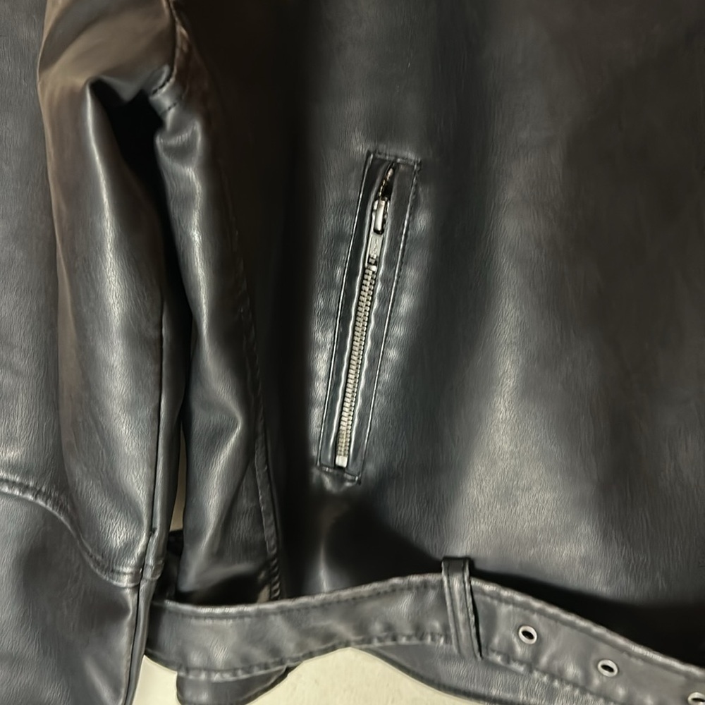 Wild Fable Faux Leather Oversized Moto Jacket Size Medium NWT - Picture 7 of 11